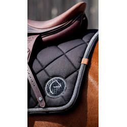Almofada de sela Equithème Badge 2.0 Preto Almofada de sela Equithème Badge 2.0 Preto
