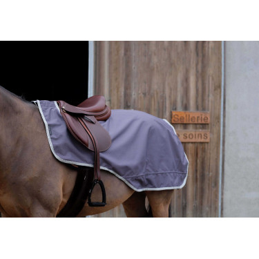 Cobre-rins Equithème Tyrex 1200D reciclado com forro polar Cobre-rins Equithème Tyrex 1200D reciclado com forro polar