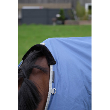 Capa Equithème Tyrex 600D reciclada Azul-marinho Capa Equithème Tyrex 600D reciclada Azul-marinho
