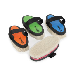 Escova macia com cerdas de cabra Ezi-Groom Shires