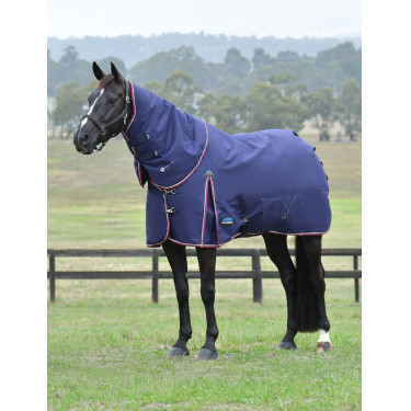 Manta Weatherbeeta ComFiTec Essential Turnout 220g com pescoço destacável Azul-marinho/bordô Manta Weatherbeeta ComFiTec Essential Turnout 220g com pescoço destacável Azul-marinho/bordô