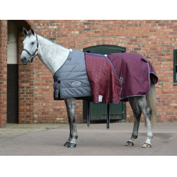 Capa Weatherbeeta ComFiTec Plus Dynamic II Média / Leve Bordô / cinza / branco Bordô Capa Weatherbeeta ComFiTec Plus Dynamic II Média / Leve Bordô / cinza / branco Bordô