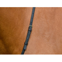 Martingale Collegiate ComFiTec Opulux com roldana Preto Martingale Collegiate ComFiTec Opulux com roldana Preto
