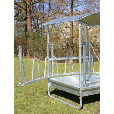 Ripeador quadrado com telhado Hobby Kerbl zincado 1,5 x 1,5 m 8 cavalos Ripeador quadrado com telhado Hobby Kerbl zincado 1,5 x 1,5 m 8 cavalos