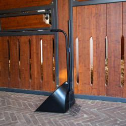 Pá de Estrume e Ancinho Grooming Deluxe da Kentucky Preto