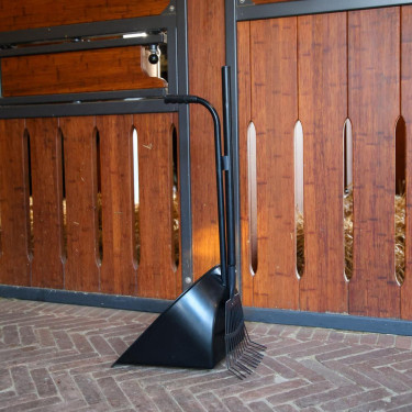 Pá de Estrume e Ancinho Grooming Deluxe da Kentucky Preto