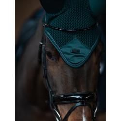 Capuz antimoscas Equestrian Stockholm com cancelamento de ruído Segunda-feira dramática