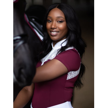 Pólo de concurso Equestrian Stockholm Champion feminino Bordéus Bordô Pólo de concurso Equestrian Stockholm Champion feminino Bordéus Bordô