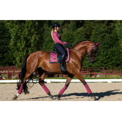 Camisola de malha com gola redonda Equestrian Stockholm para mulher Rosa intemporal Camisola de malha com gola redonda Equestrian Stockholm para mulher Rosa intemporal
