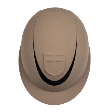 Capacete feminino com viseira larga e logotipo em relevo Equestro Noz Castanho Capacete feminino com viseira larga e logotipo em relevo Equestro Noz Castanho