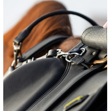 Peitoral Horseware Micklem com martingala Preto