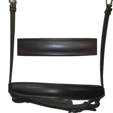 Muserolle Dressage large Flags & Cup Noir