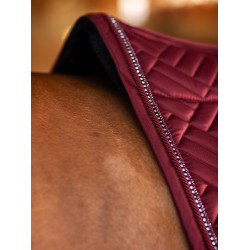 Sela Equestrian Stockholm Jumping com falso pelo de carneiro Crystal Bordéus Bordô Sela Equestrian Stockholm Jumping com falso pelo de carneiro Crystal Bordéus Bordô