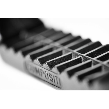 Estribos Compositi Bardette Preto