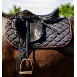 Manta de sela Close Contact Horseware Newmarket Ouro branco Manta de sela Close Contact Horseware Newmarket Ouro branco