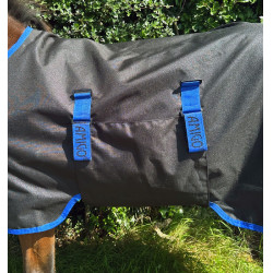 Capa Horseware Amigo Ripstop 900D Potro Turnout 200g Preto / azul clássico