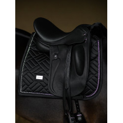 Manta de dressage Equestrian Stockholm em pelo sintético Crystal Preto Manta de dressage Equestrian Stockholm em pelo sintético Crystal Preto