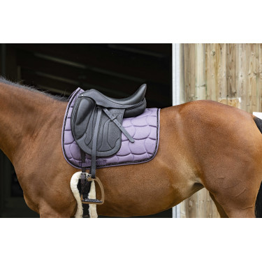 Almofada de sela Equithème Satin Ameixa Violeta Almofada de sela Equithème Satin Ameixa Violeta