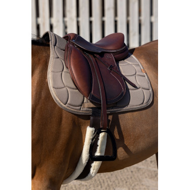 Sela Equithème Shiny Castanho claro