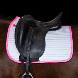 Manta de sela Imperial Riding Reflective Dressage Rosa néon