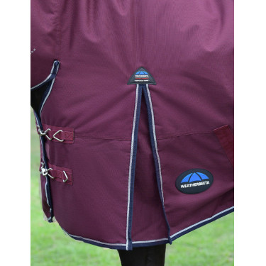 Capa ComFiTec Essential Turnout WeatherBeeta 50 g combo Bordô / marinho Bord&amp;ocirc;