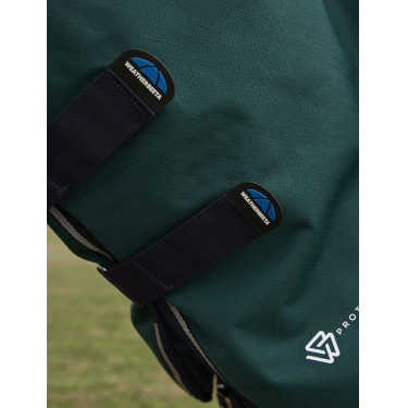 Manta ComFiTec Plus Dynamic Turnout Weatherbeeta 100 g com pescoço destacável Verde floresta / azul-marinho