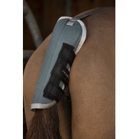 Protetor de cauda Equithème Tyrex 600D reciclado Verde