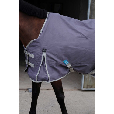 Capa Equithème Tyrex 1200D reciclada Cinzento-acastanhado Castanho Capa Equithème Tyrex 1200D reciclada Cinzento-acastanhado Castanho