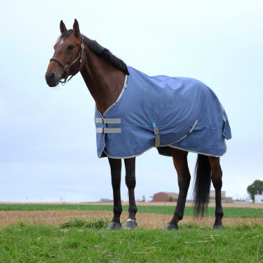 Capa Equithème Tyrex 600D reciclada Azul-marinho Capa Equithème Tyrex 600D reciclada Azul-marinho