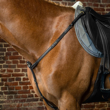 Peitoral D Collection da Dy'on Preto