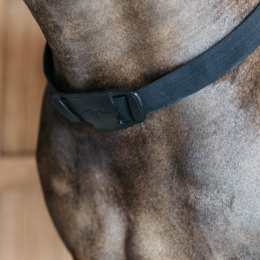 Peitoral elástico New English Collection Dy'on Preto