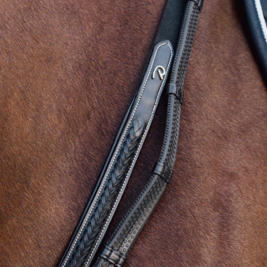 Brustblatt mit geflochtenem Steg D Kollektion Dy'on Preto