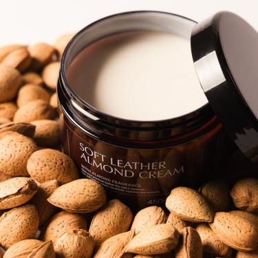 Creme suave para couro com Amêndoa Grooming Deluxe Creme suave para couro com Amêndoa Grooming Deluxe