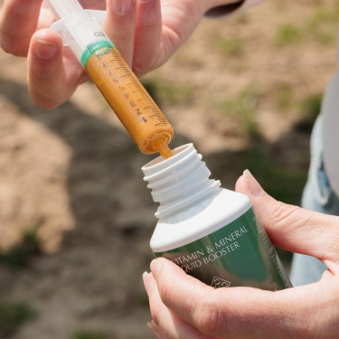 Vitaminas e Minerais Líquidos Booster Grooming Deluxe da Kentucky