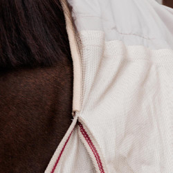 Capa anti-moscas Comfort Classic com cobertura de pescoço e ventre Kentucky Bege / bordô Capa anti-moscas Comfort Classic com cobertura de pescoço e ventre Kentucky Bege / bordô