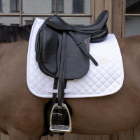 Manta de sela em pele de carneiro Skin Friendly Diamond Dressage Kentucky Branco