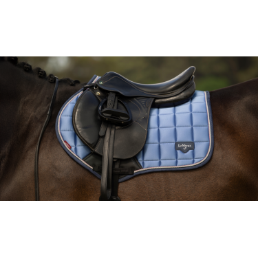 Sela de equitação LeMieux Loire Close Contact Square CSO Azul-pó Sela de equitação LeMieux Loire Close Contact Square CSO Azul-pó