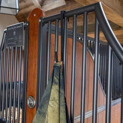 Gancho Porta-cobertores Mat Grooming Deluxe da Kentucky Preto