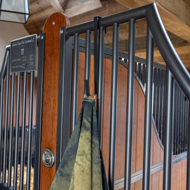 Gancho Porta-cobertores Mat Grooming Deluxe da Kentucky Preto