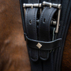 Cilha de dressage Imperial Riding anatómica com fivelas de rolete Preto