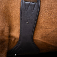 Cinchão de salto Imperial Riding anatómico com fivelas de rolete Preto