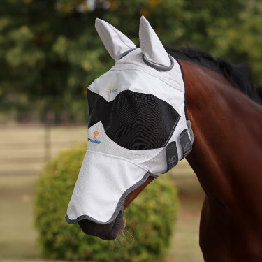 Máscara anti-moscas Shires FlyGuard Pro Sun Shade com orelhas e nariz quadrado Branco
