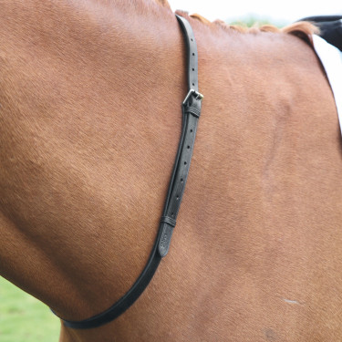 Colar de pescoço em couro Shires Velociti Gara Preto