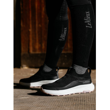 Ténis impermeáveis LeMieux Kanta Slip On Preto Ténis impermeáveis LeMieux Kanta Slip On Preto