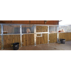 Poste de terminação para fachada de abertura La Gée