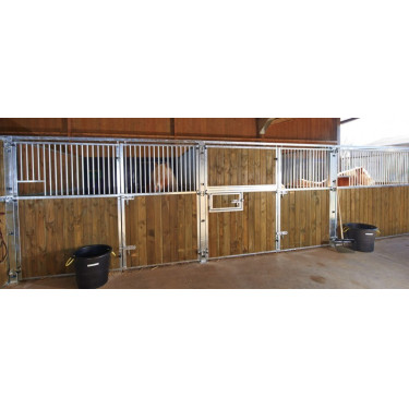 Poste de terminação para fachada de abertura La Gée Poste de terminação para fachada de abertura La Gée