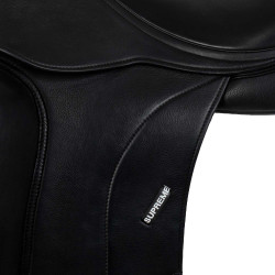 Sela de dressage Supreme New Orleans 4 arcos incluídos Preto Sela de dressage Supreme New Orleans 4 arcos incluídos Preto