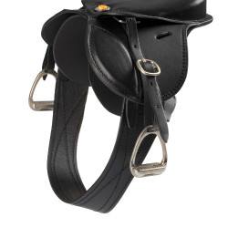 Sela de salto equestre miniatura em couro | Equi-Clic Sela de salto equestre miniatura em couro | Equi-Clic