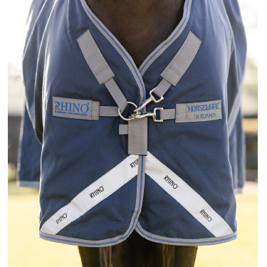 Capa Horseware Rhino Turnout 100g Preto / cinza titânio / azul clássico Capa Horseware Rhino Turnout 100g Preto / cinza titânio / azul clássico