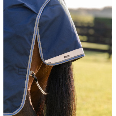 Capa Horseware Rhino Turnout 100g Preto / cinza titânio / azul clássico Capa Horseware Rhino Turnout 100g Preto / cinza titânio / azul clássico